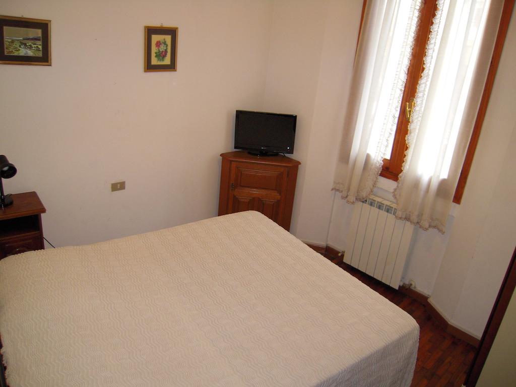 Riva Reno Guesthouse Bologna Cameră foto